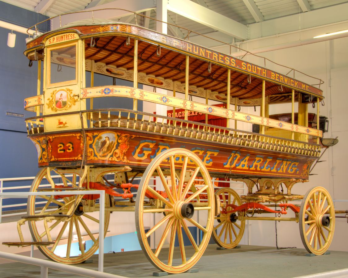 Ornately painted omnibus names "Grace Darling"