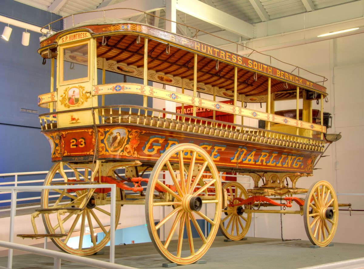Ornately painted omnibus